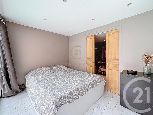 Maison à vendre  5 pièces - 177,09 m2 CHELLES - 77