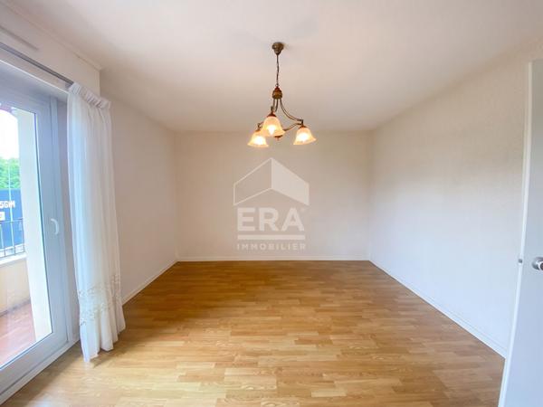Pau - Quartier Tourasse : T4 de 85,95 m² à rafraîchir avec garage