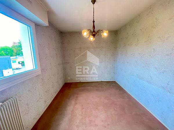 Pau - Quartier Tourasse : T4 de 85,95 m² à rafraîchir avec garage