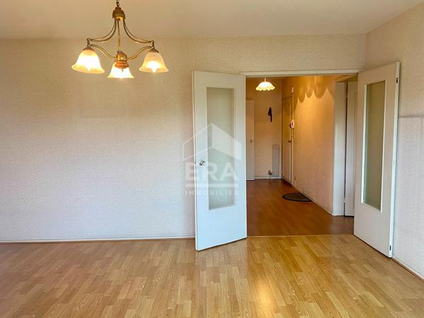 Pau - Quartier Tourasse : T4 de 85,95 m² à rafraîchir avec garage