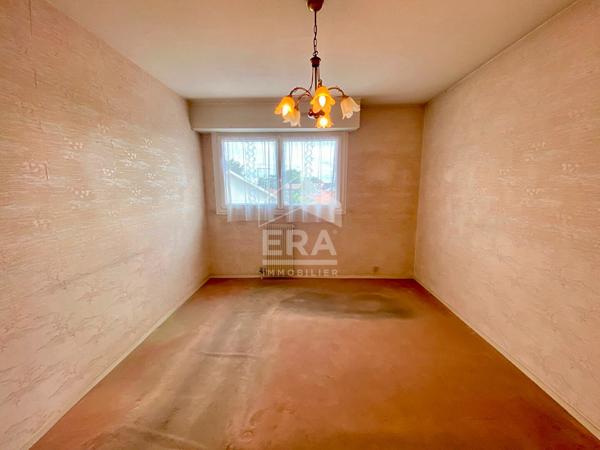 Pau - Quartier Tourasse : T4 de 85,95 m² à rafraîchir avec garage