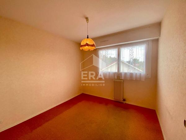 Pau - Quartier Tourasse : T4 de 85,95 m² à rafraîchir avec garage