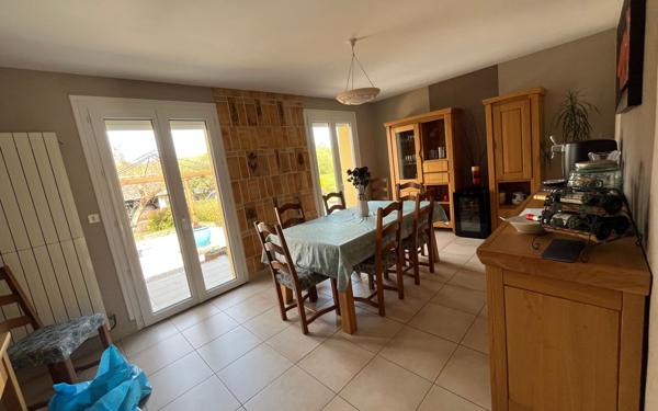 Maison à vendre    4 pièces • 128 m2 Rostrenen