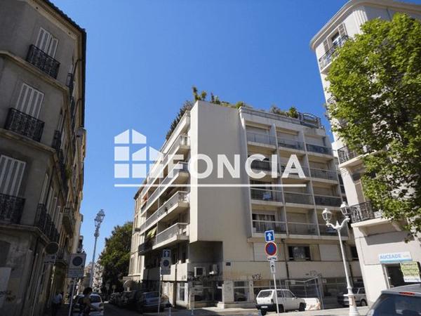 Location Local commercial 1 pièce 27.1 m² - 4 RUE COLBERT Toulon 83000