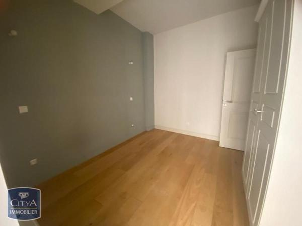 Appartement à louer 3 pièces 64.4m²