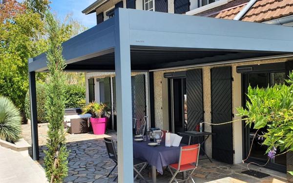 Maison à vendre    8 pièces •  Saint-Genis-Laval