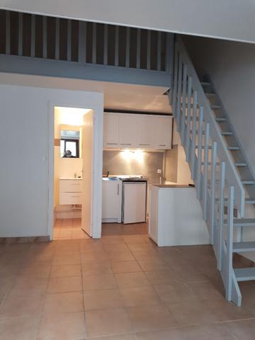 Etampes, studio DUPLEX proche gare
