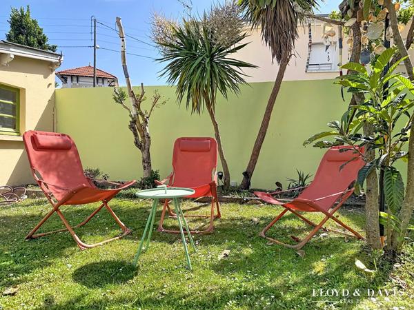 Appartement avec jardin (débarras), 400 mètres plage