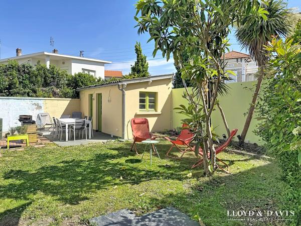 Appartement avec jardin (débarras), 400 mètres plage