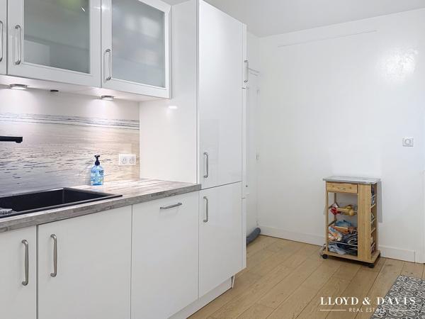 Appartement avec jardin (débarras), 400 mètres plage