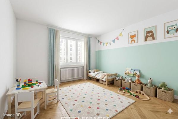 Etage élevé avec ascenseur à rénover