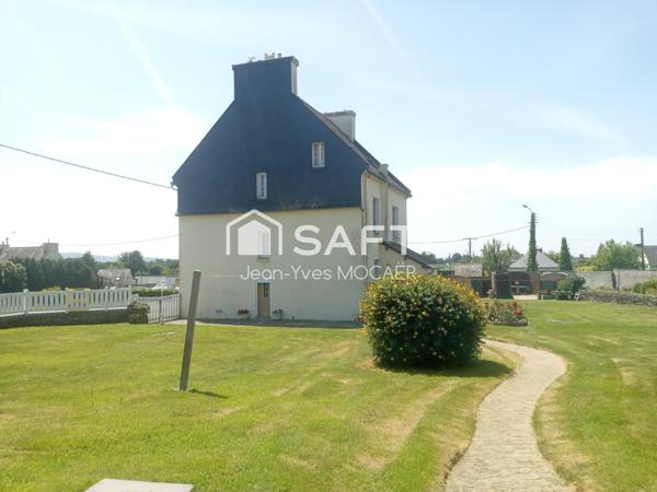 LENNON (29190) ; Grande demeure familiale à 7 mn de toutes commodités.