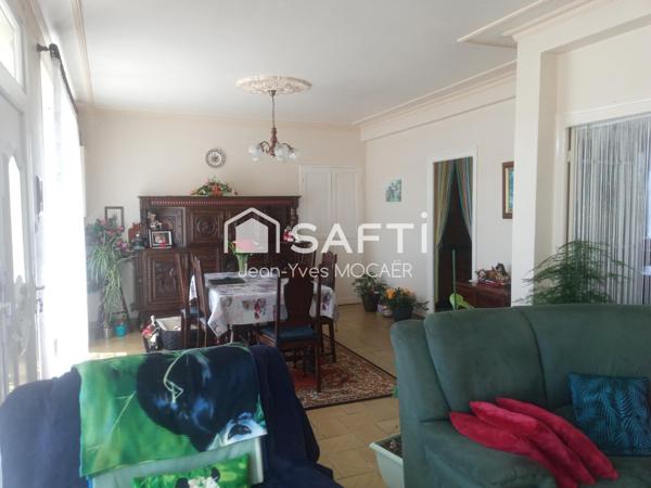 LENNON (29190) ; Grande demeure familiale à 7 mn de toutes commodités.