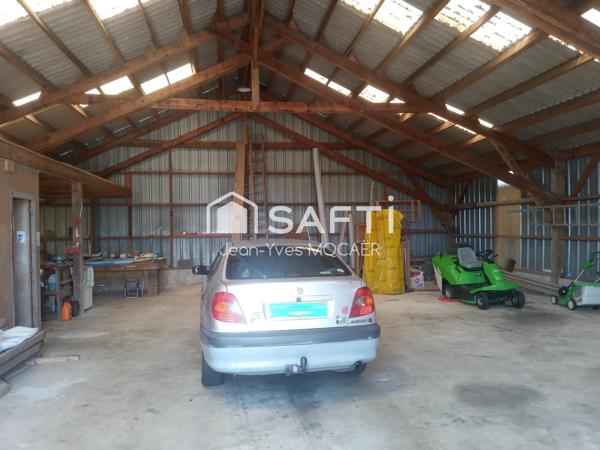 LENNON (29190) ; Grande demeure familiale à 7 mn de toutes commodités.