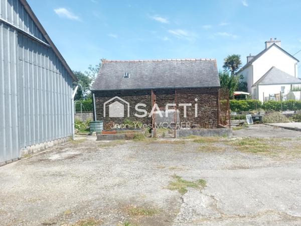 LENNON (29190) ; Grande demeure familiale à 7 mn de toutes commodités.