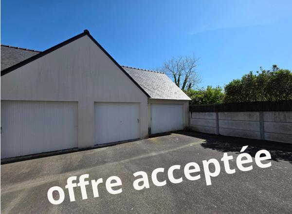 QUIMIAC – GARAGE 17 M² AVEC MEZZANINE