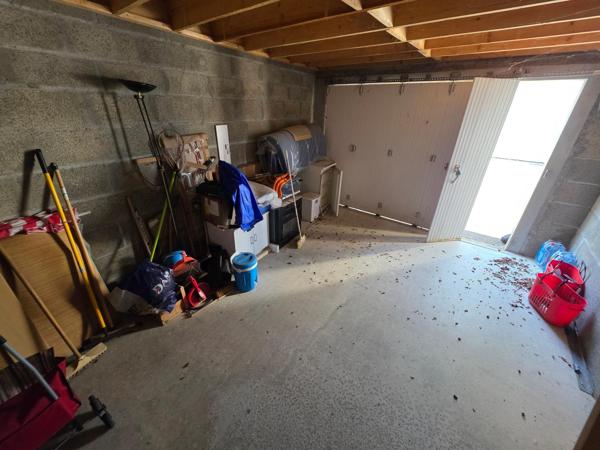 QUIMIAC – GARAGE 17 M² AVEC MEZZANINE