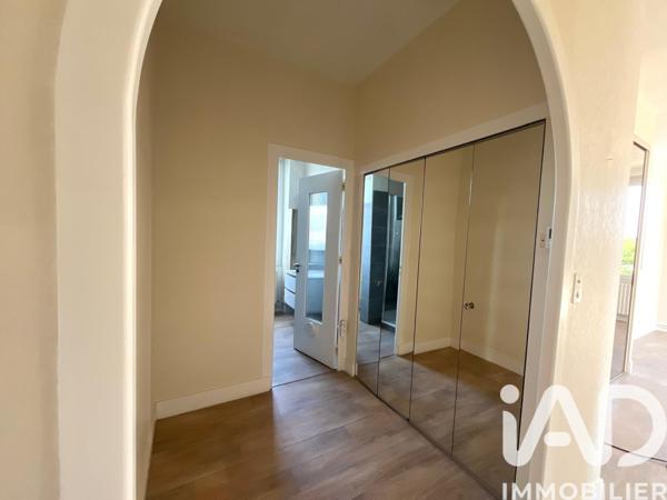 Appartement à vendre 4 pièces 91 m² Saint-Just-Saint-Rambert