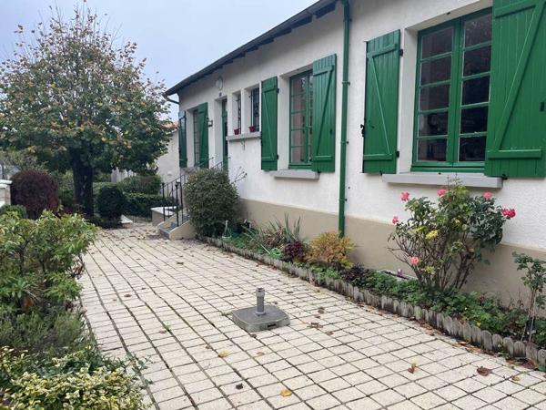 Maison à vendre |  Chalais |  5 pièces | 130 m²