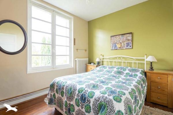 Maison à vendre 169 850 € Chalais 7 p 130 m² DPE D