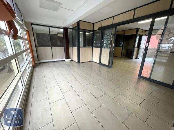 Local professionnel à vendre 140m²