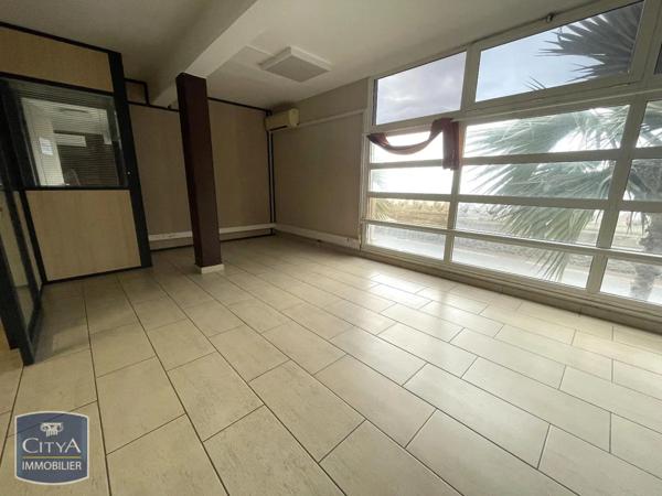 Local professionnel à vendre 140m²