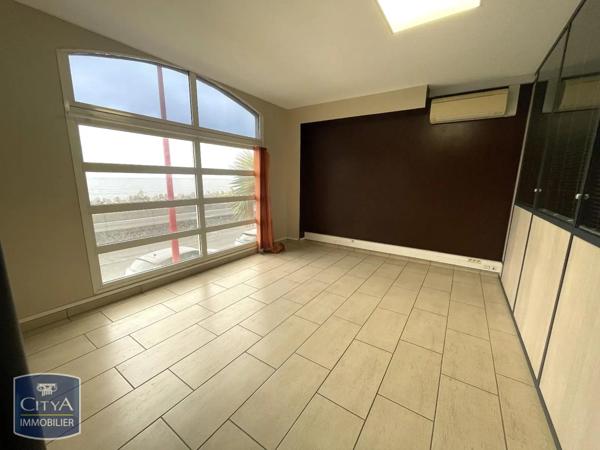 Local professionnel à vendre 140m²