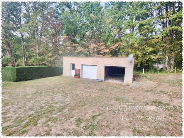 Dpt Cher (18), à vendre SAINT GEORGES SUR LA PREE maison avec dépendance et piscine