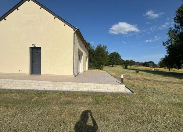 EVRIGUET JOLIE MASION DE 3 PIECES, RENOVATION RECENTE EN CAMPAGNE PARCELLE DE 2154 M²