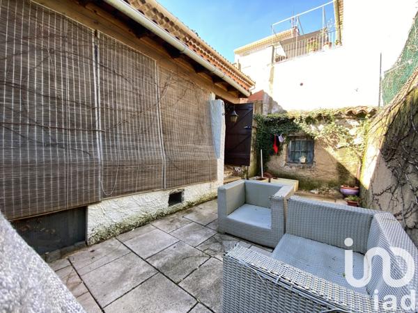 Maison de ville 5 pièces de 124 m² à Cuges-les-Pins (13780)
