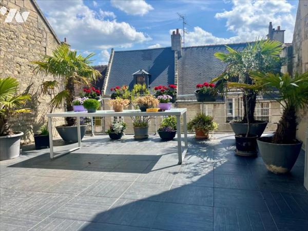 CAEN - MAISON DE VILLE