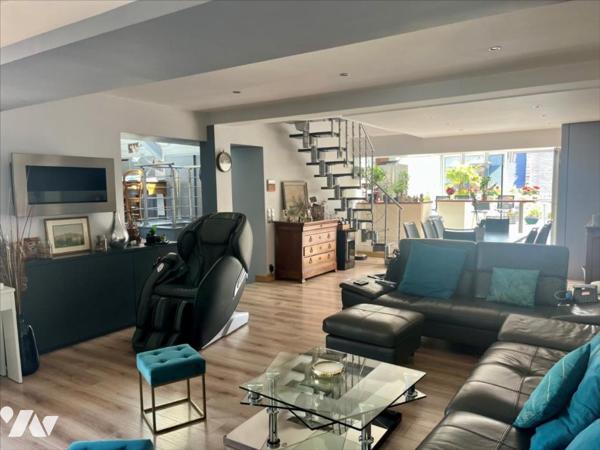 CAEN - MAISON DE VILLE