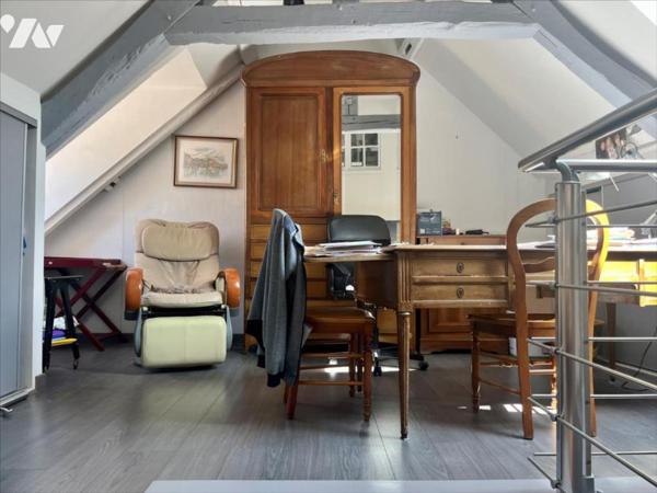 CAEN - MAISON DE VILLE