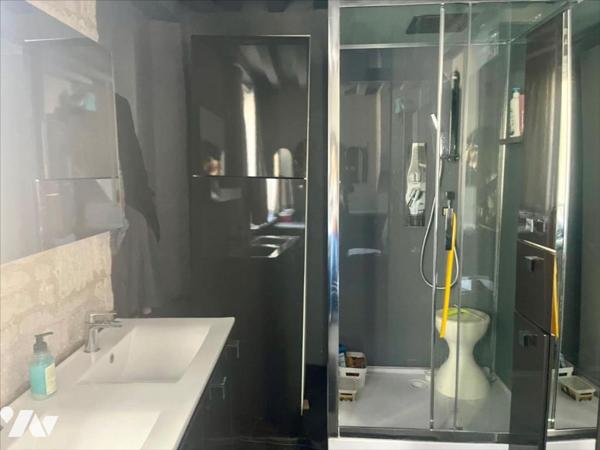 CAEN - MAISON DE VILLE