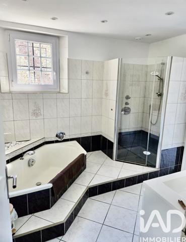 Maison à vendre 7 pièces 262 m² Épernay