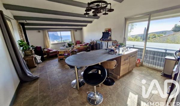 Maison à vendre 12 pièces 230 m² Cassis