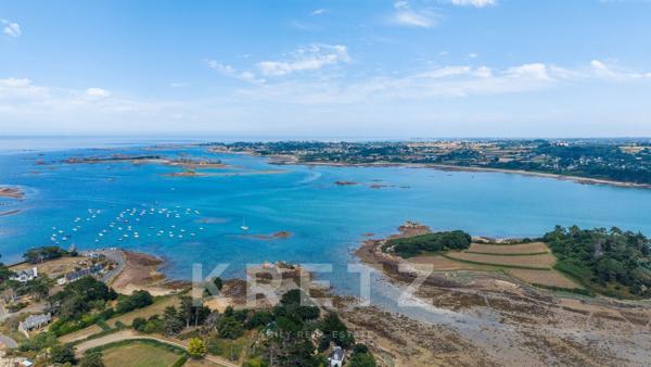 À vendre – Propriété de caractère avec vue mer, accès direct à la plage et prestations haut de gamme