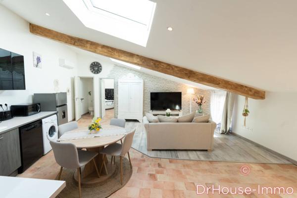 Immeuble à vendre 14 pièces de 340 m²