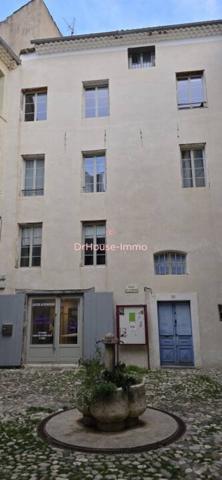Immeuble à vendre 14 pièces de 340 m²