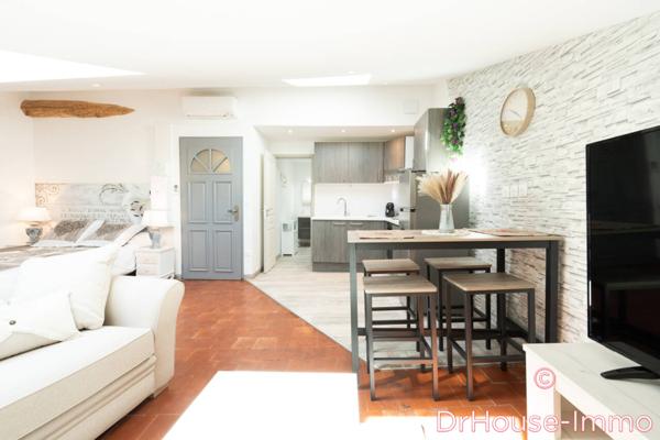Immeuble à vendre 14 pièces de 340 m²