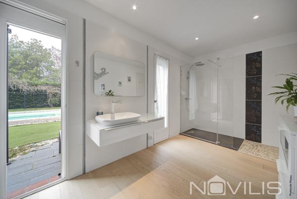 Maison d'architecte 5/6 pièce(s) 185 m2 au Banayre avec piscine et garage attenant - Fonsorbes (31470)