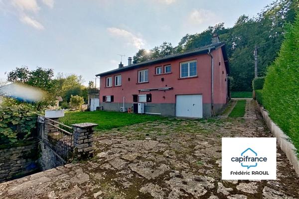 Maison de plain-pied avec sous-sol complet et grand terrain – Vue dégagée !