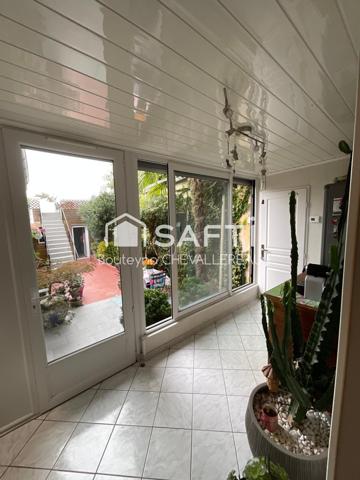 Maison de ville avec jardin et garage