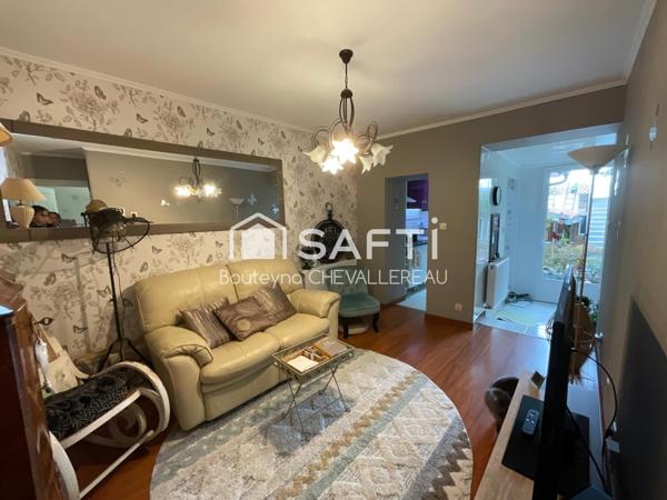 Maison de ville avec jardin et garage