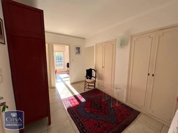 Appartement à louer 4 pièces 82.68m² Avignon (84000)