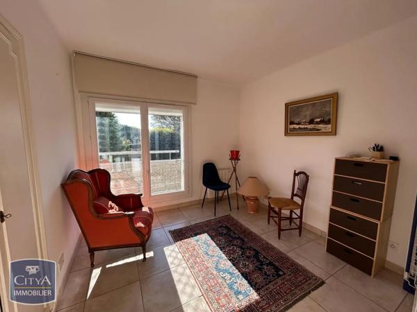 Appartement à louer 4 pièces 82.68m² Avignon (84000)