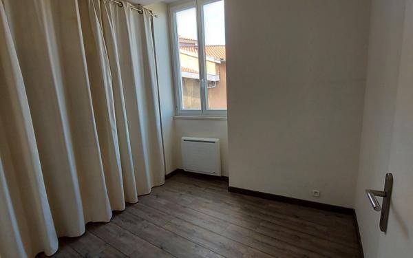 Appartement à louer    3 pièces •  Villefranche-sur-Saône
