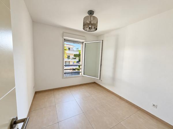 APPARTEMENT SANS TRAVAUX DANS COPROPRIETE RECENTE