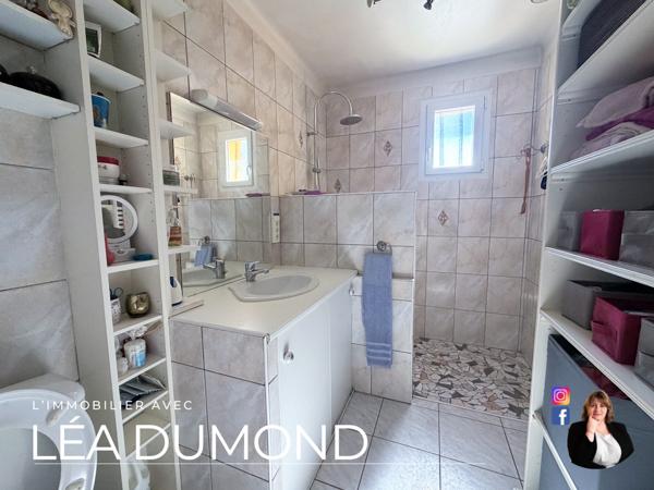 Maison familiale de 141 m² – 4 chambres – Terrain de 1 170 m² – Saint-Romain-le-Puy