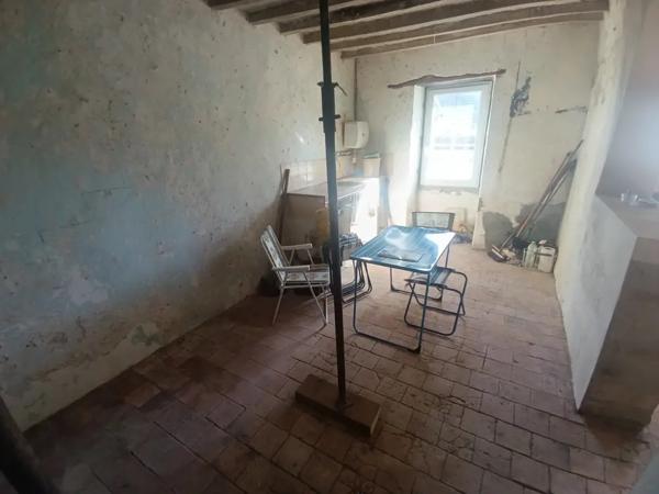Maison à renover avec jardin